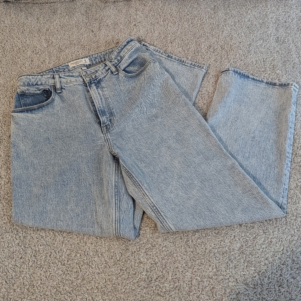 Abercrombie Curve love High Rise 90s Relaxed Jeans